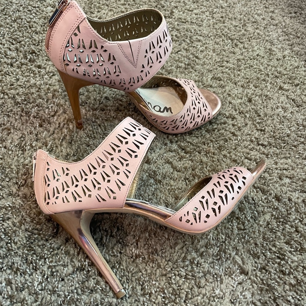 Sam Edelman Tan/Pale Pink Leather Cut-Out Heels with zipper + rose gold details